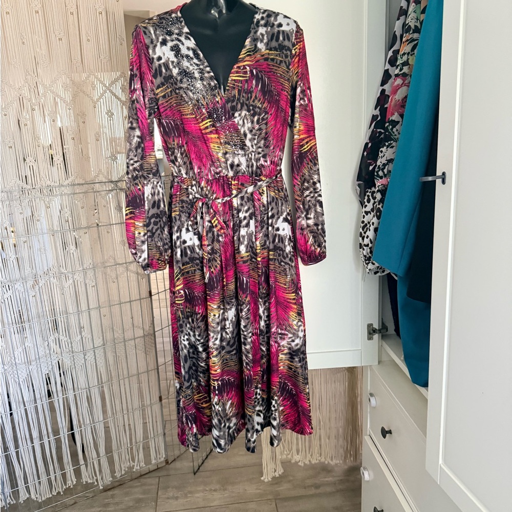 Allure Fuchsia and Black Long Sleeve Midi Wrap Dress
